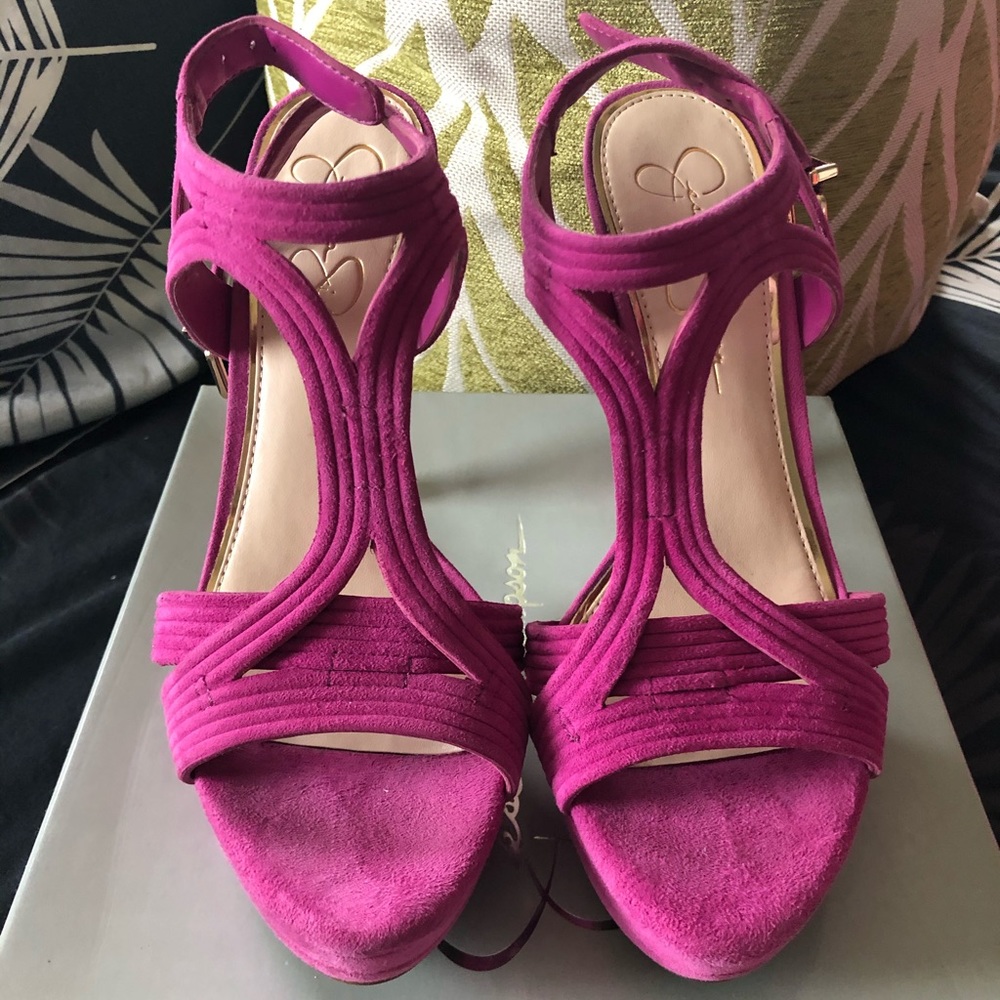 Classy suede hot pink heels
